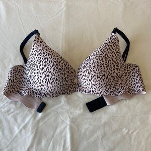 Victoria's Secret Pink Leopard Print Push-Up Bra with Black Straps, sz-34C